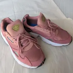 adidas / ピンク / スニーカー