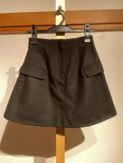 ミニスカート ブラック フレア フラップポケット
