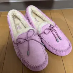 UGG ピンクスニーカー