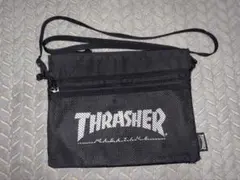 THRASHER サコッシュ ブラック ショルダーバッグのサムネイル