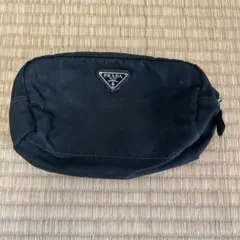 PRADA プラダ ナイロン ブラック 黒 化粧ポーチ 三角ロゴプレート