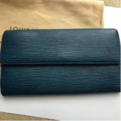 LOUIS VUITTON エピ　ポルトモネ・クレディ　格安（古物市場鑑定済）