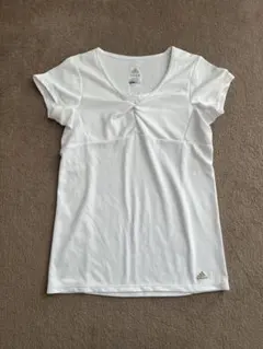 アディダス  スポーツ　Tシャツ