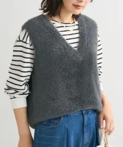 ショコラフィネローブ　Green Parks シャギーVネックニットベスト