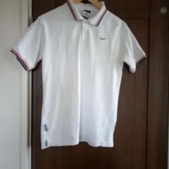 Nike DRI-FIT ホワイト ポロシャツ