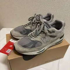 New Balance 991v2 グレー スニーカー