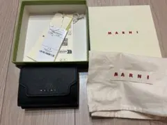 MARNI 3つ折り財布のサムネイル