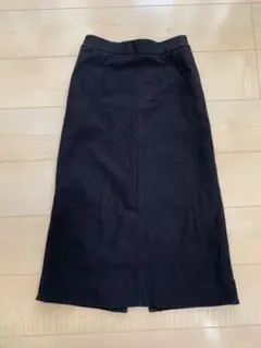 ユニクロ　デニム　タイトスカート　黒　Ｓ