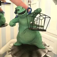 新品　ウギー・ブギー オーナメント ディズニーストア　オンライン完売品