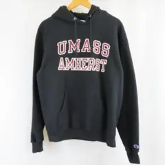 Champion UMASS AMHERST 英字 プリント カレッジ パーカー