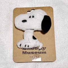 PEANUTS スヌーピーミュージアム ぬいぐるみバッジ