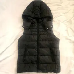 美品　PLST プラステ　黒 フード付きダウンベスト