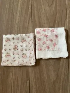 LAURA ASHLEY ハンカチ 2枚セット 花柄のサムネイル