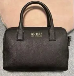 【最終値下げ！！】GUESS ショルダーバッグ