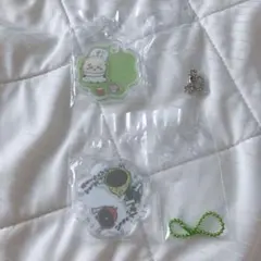 ♡ちいかわ　きゃらシャカチャームグミ　ラッコ　パジャマパーティーズ♡