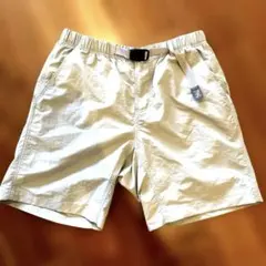 GRAMICCI ベージュショートパンツ