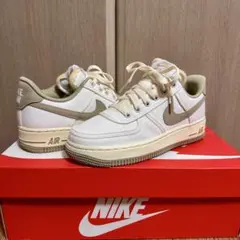 【未使用品】Nike Air Force 1 '07 Inside Out