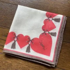 新品未使用 Yves Saint Laurent ハンカチ 大判サイズ ハート柄のサムネイル