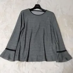 LOBJIE 長袖 トップス ブラック ホワイトのサムネイル