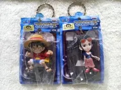 ワンピース　デフォルメフィギュアキーホルダー　ルフィ&ニコ▪︎ロビン