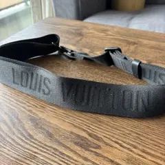 LOUIS VUITTON ブラック ショルダーストラップ