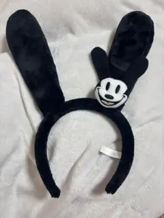 Item thumbnail for item e370b26c-1d9f-4277-9097-4aba980f2873