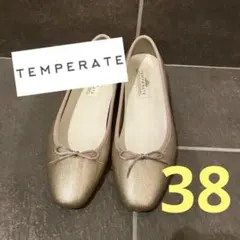 Item thumbnail for item b721db8f-cf9c-4105-9f34-0fd9c178f582