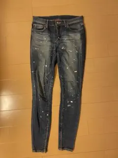 Item thumbnail for item 7eed98ab-e44f-4525-bb47-fd47975236e4