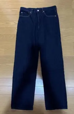 GU 濃紺ストレートレッグデニム