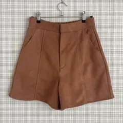 ems excite フェイクレザーショートパンツのサムネイル