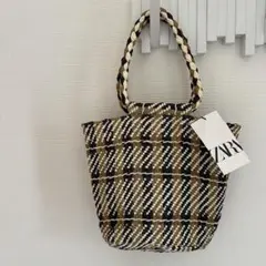 未使用品　ZARA ザラ　編み込みかごバッグ トートバッグのサムネイル