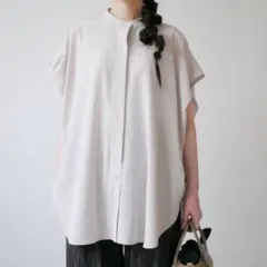 美品✨2024年 SACRA トリアセマイクロクレープシャツ 比翼ボタン 日本 