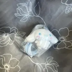 ホワイトキャラクター クッションフィギュア シナモン