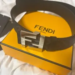 新品未使用】⭐︎紙袋等付属品全て込み⭐︎FENDI リバーシブル ベルト
