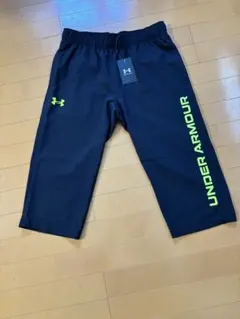 (新品)UNDER ARMOUR トレーニングパンツ 七分丈Ｌサイズ（黒）