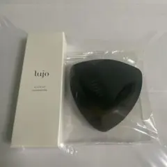 新品未使用　lujo クリアアップファンデーションのサムネイル