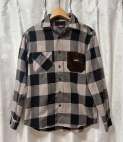 Dickies ディッキーズ　コーデュロイポケット付き　ネルシャツ　チェックのサムネイル