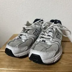 ニューバランス MR530SG 22.5cm かかと破れあり