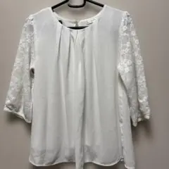 ハニーズブラウス