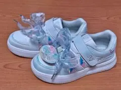 Item thumbnail for item 25c5d38d-9d63-4f14-9b34-5bc301841ec5