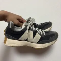 ニューバランス New Balance 327（MS327シリーズ)のサムネイル