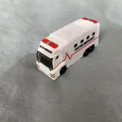 TOMICAトミカ 救急車　DOCTOR AMBULANCE