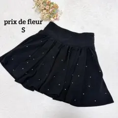 ショートスカート