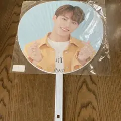 セブンティーン　ミンギュ　うちわ　HANA