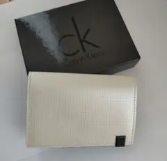 美品　カルバンクライン　名刺入れ カードケース 白 ホワイト シンプル