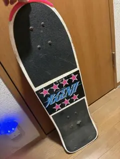 光GENJI スケートボードデッキ ピンク/黒