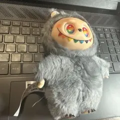ラブブ　labubu ラフフ