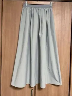 ユニクロ　フレアスカート ウエストゴム仕様 Sサイズ　くすみミントグリーン