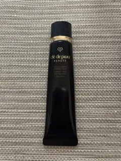 clé de peau ヴォワールエクラ 化粧下地 SPF 20 PA+