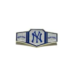 NY YANKEES CHAMPION BELT型 ピンバッジ